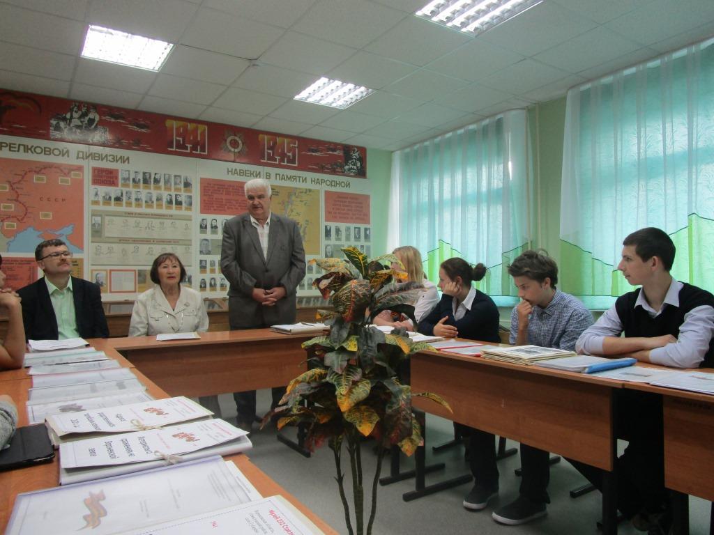 В.Ф. Вислевский на встрече с учащимися